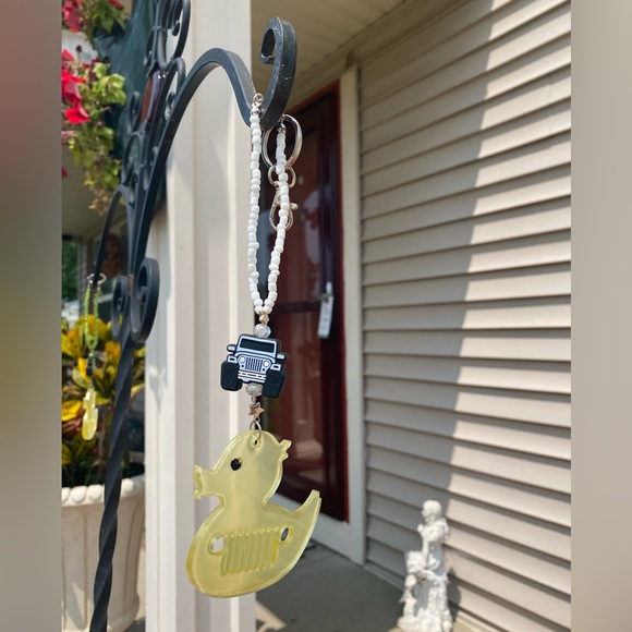 Handmade Resin Duck Jeep Rearview Mirror Charm- Keychain- Backpack - Purse Charm - Picture 8 of 9